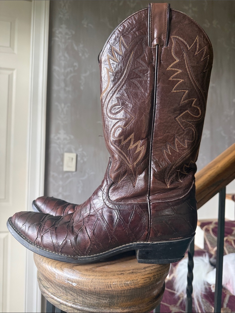 JUSTIN men’s exotic skin cowboy boots size 9, preowned good condition - Picture 10 of 10